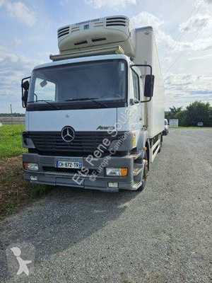 Camion Mercedes frigo multi température XXXX 4x2 Gazoil Euro 3 hayon occasion